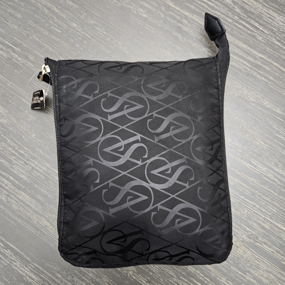 Victoria's Secret Overnight Travel Packable Tote Bag Purse Black Pink Lightweigh - Picture 7 of 7